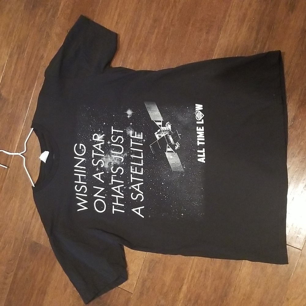 Bay Island Sportswear Black T-shirt Size XL